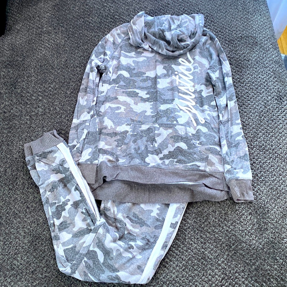 Justice Matching Set
